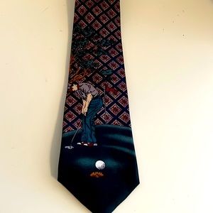 Golf Motif silk tie LIKE NEW